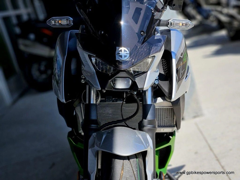 2024 Kawasaki Z7 Hybrid
