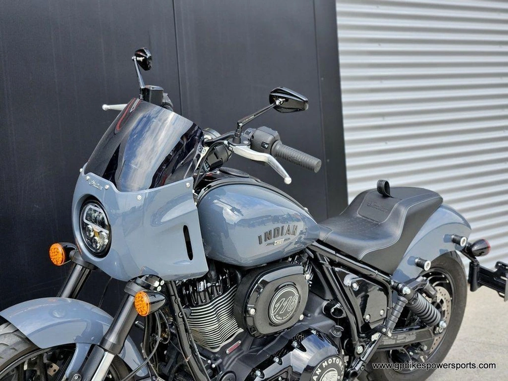 2023 Indian Motorcycle Sport Chief Stealth Gray