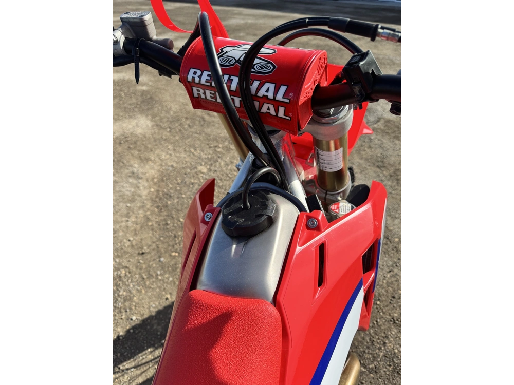 2025 Honda Crf450r, Used 67.5hrs alt