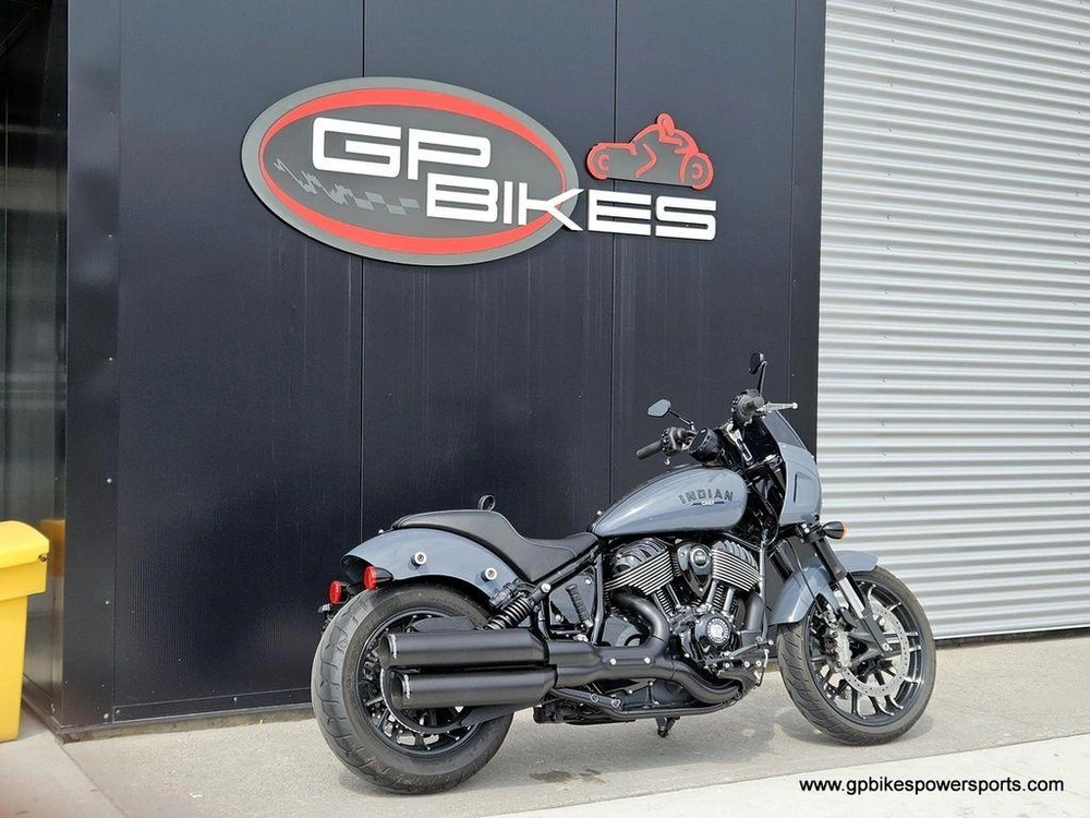 2023 Indian Motorcycle Sport Chief Stealth Gray