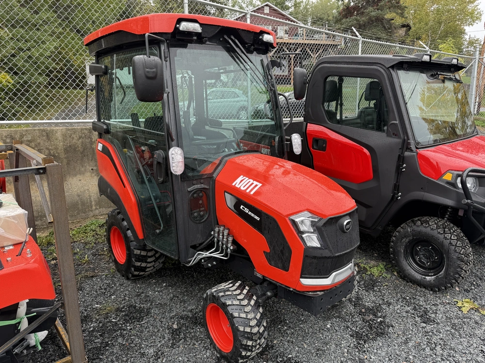 2027 Kioti Cs2530hcb alt