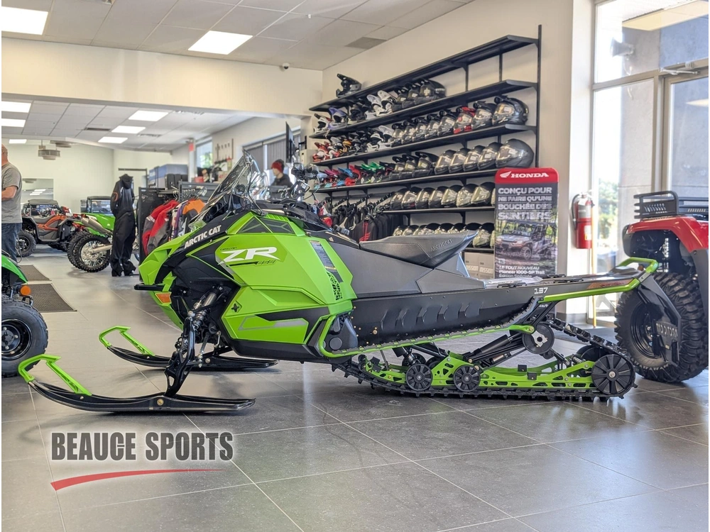 2027 Arctic Cat Zr 858 137 Eps Cn Grn Direction Assistée Suspension Fox Atac Écran Garmin El Tigre alt