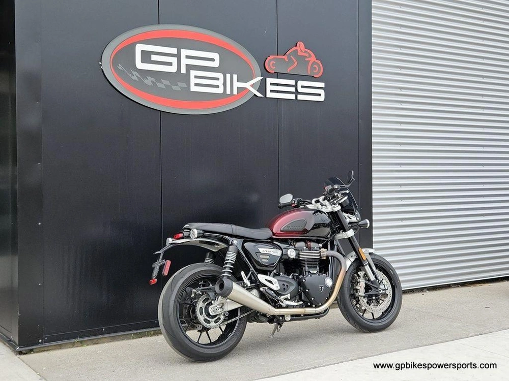2024 Triumph Speed Twin 1200 Stealth Edition