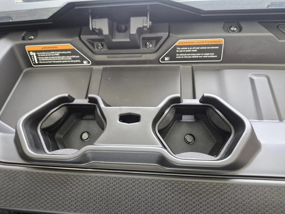 2026 Can-am Defender Xt Cab Hd11 10.25