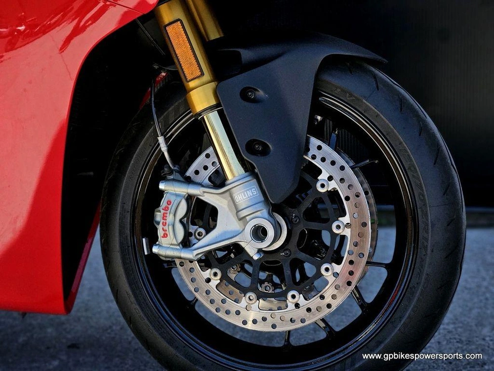 2025 Ducati Panigale V2 S