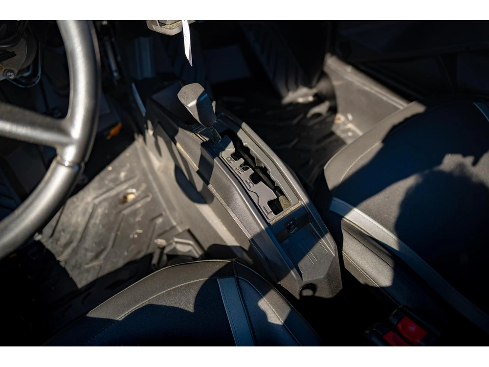 2024 Can-am Commander Xt 700