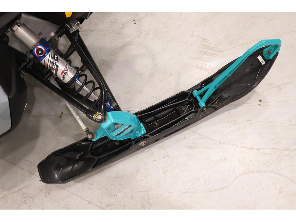 2024 Polaris 850 Indy Xcr 136 alt