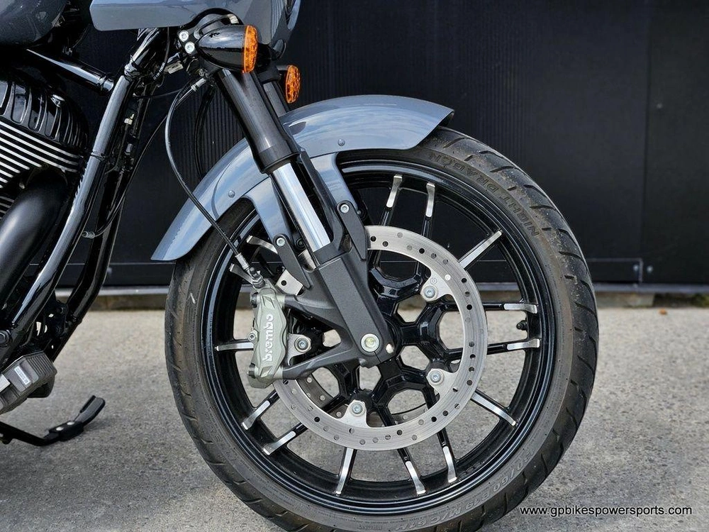 2023 Indian Motorcycle Sport Chief Stealth Gray