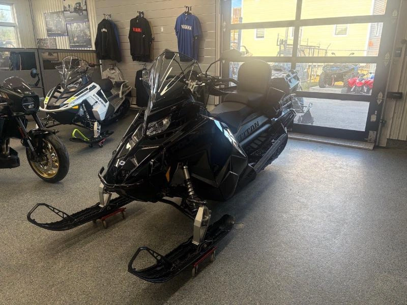 Polaris Titan Adv Ultimate 1.5 2027