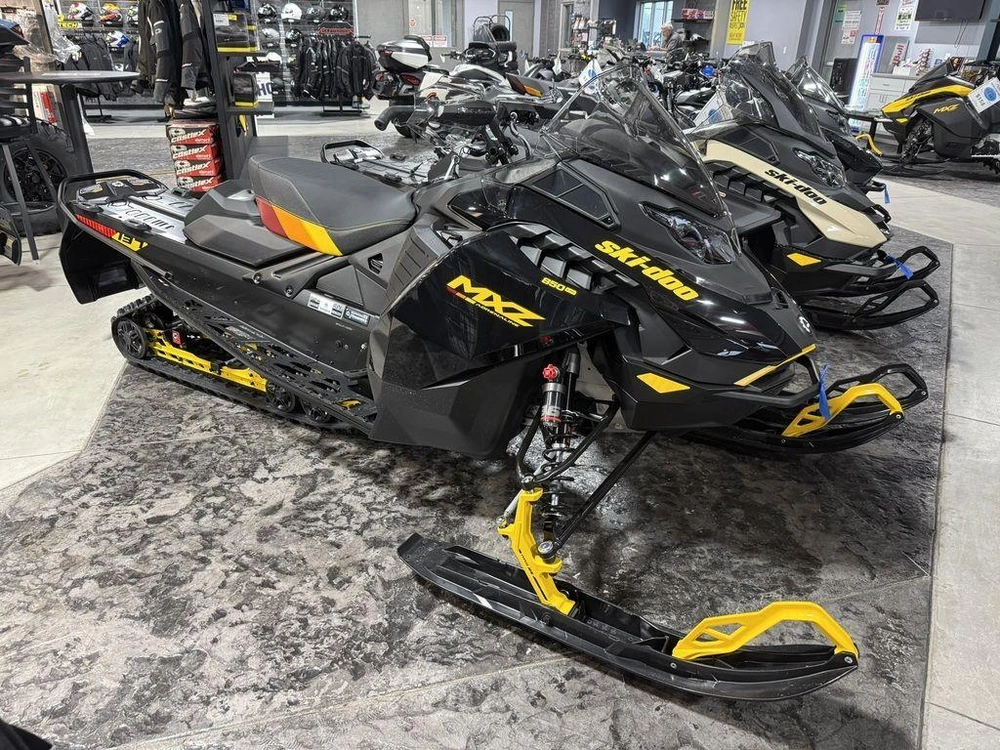 2027 Ski-doo Mxz Adrenaline With Blizzard Package 850 E-tec® 137 Ice R Xt 1.25 S_lev_7.6
