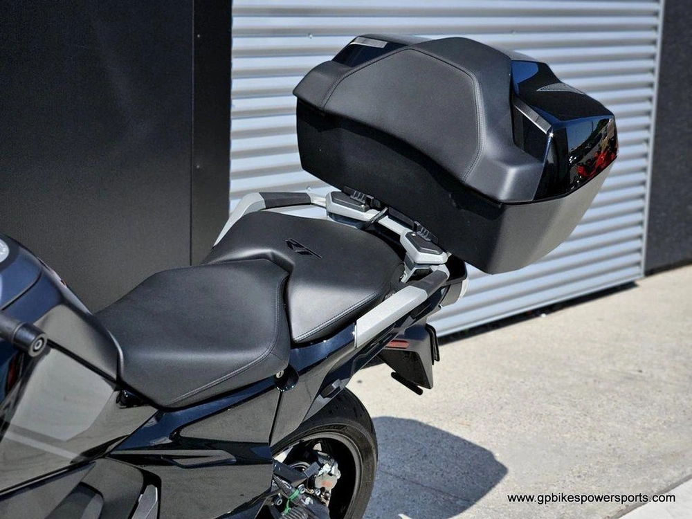 2026 Bmw R 1300 Rt Triple Black Demo
