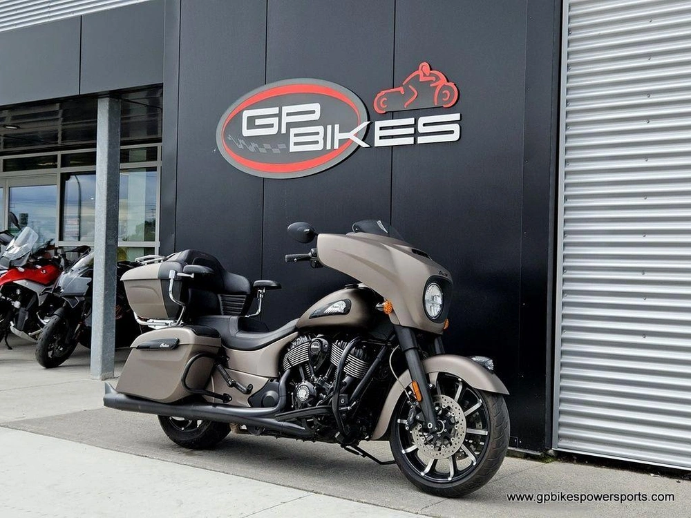 2019 Indian Motorcycle Chieftain Dark Horse® Bronze Smoke