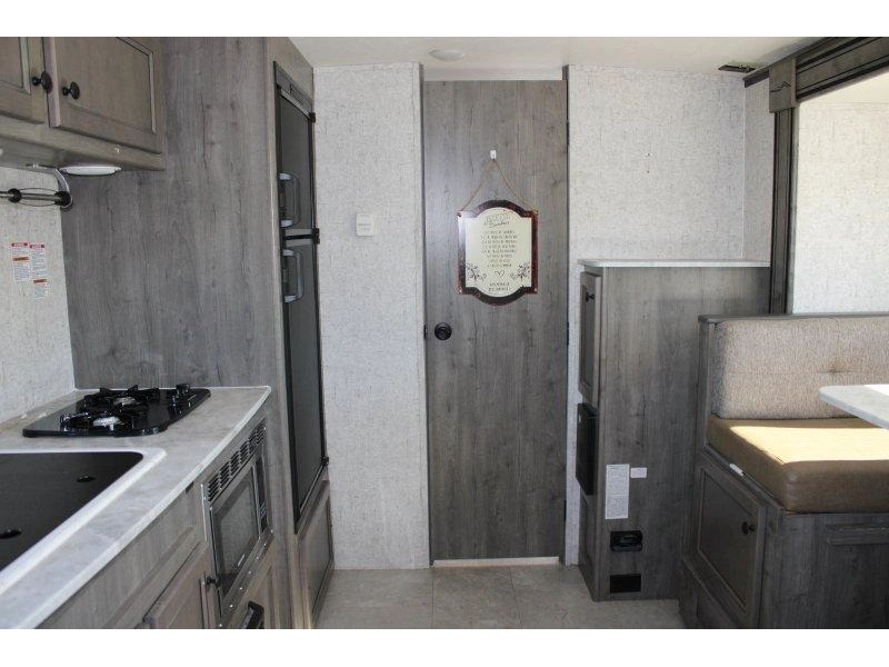 2020 Coachmen Apex 203rbk