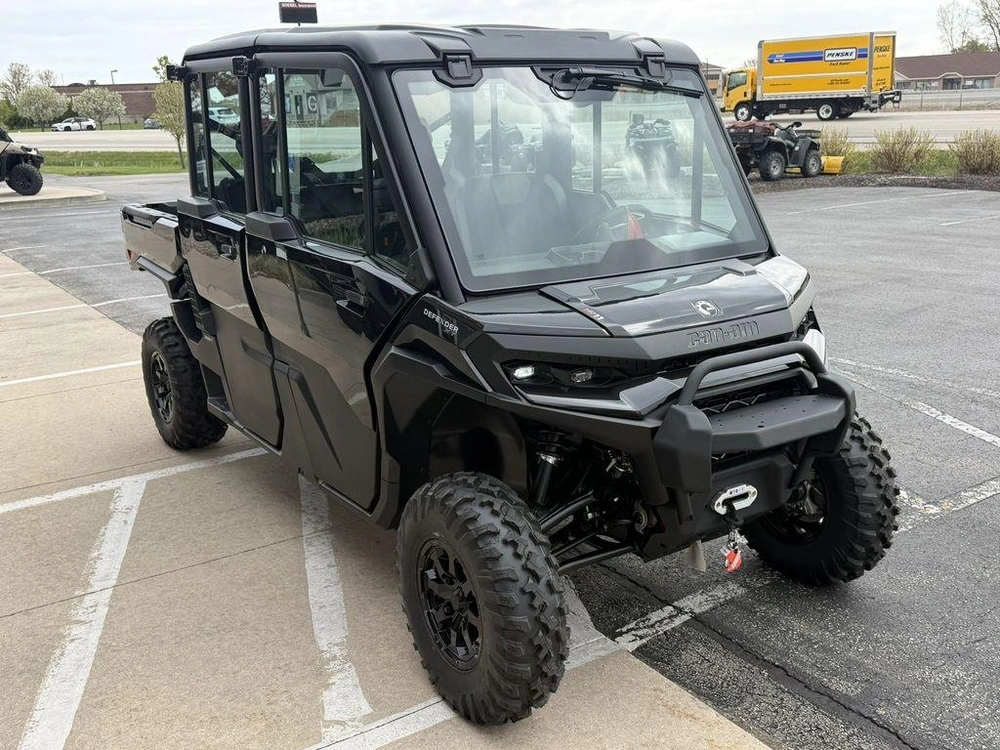 2026 Can-am Defender Max Xt Cab Hd11