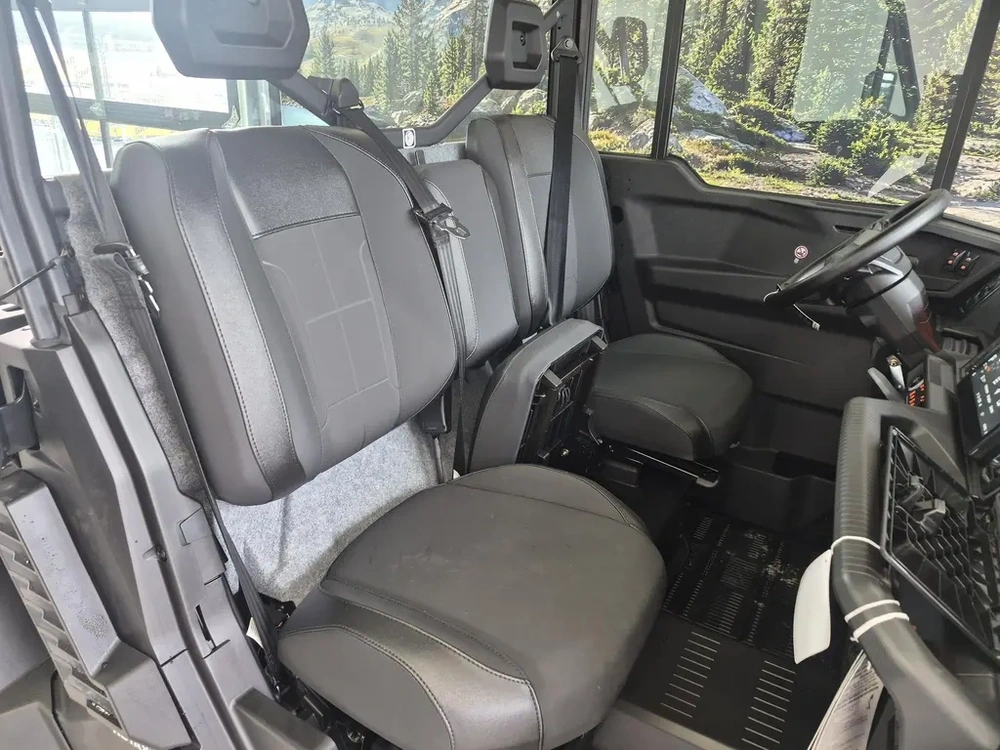 2026 Can-am Defender Xt Cab Hd11