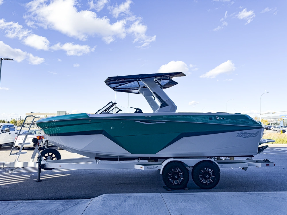 2027 Tige Boats Z3 alt