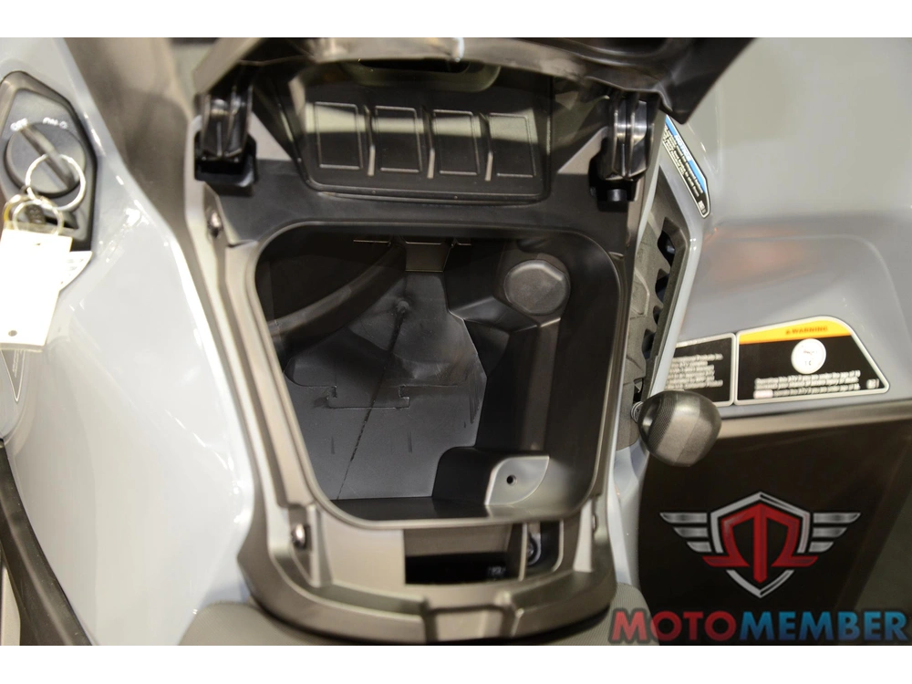 2026 Can-am Outlander 500 Granite Grey alt