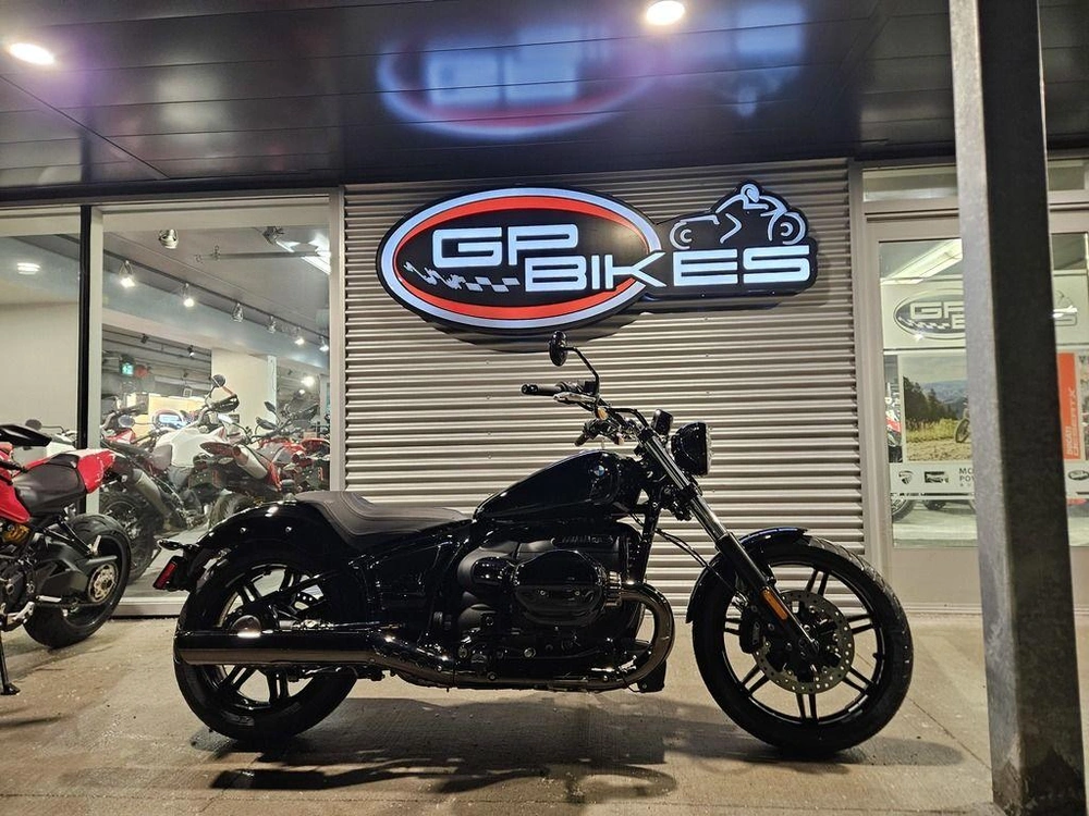 2025 Bmw R 18 Black Storm Metallic Demo