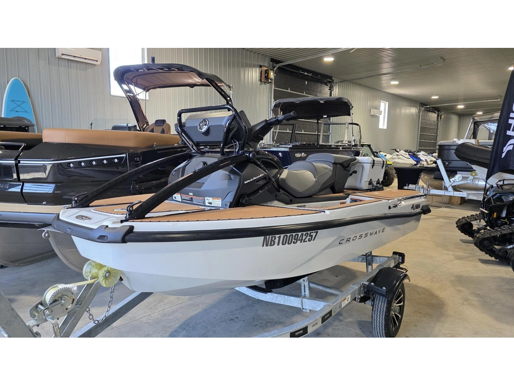 Yamaha Crosswave 2026 alt