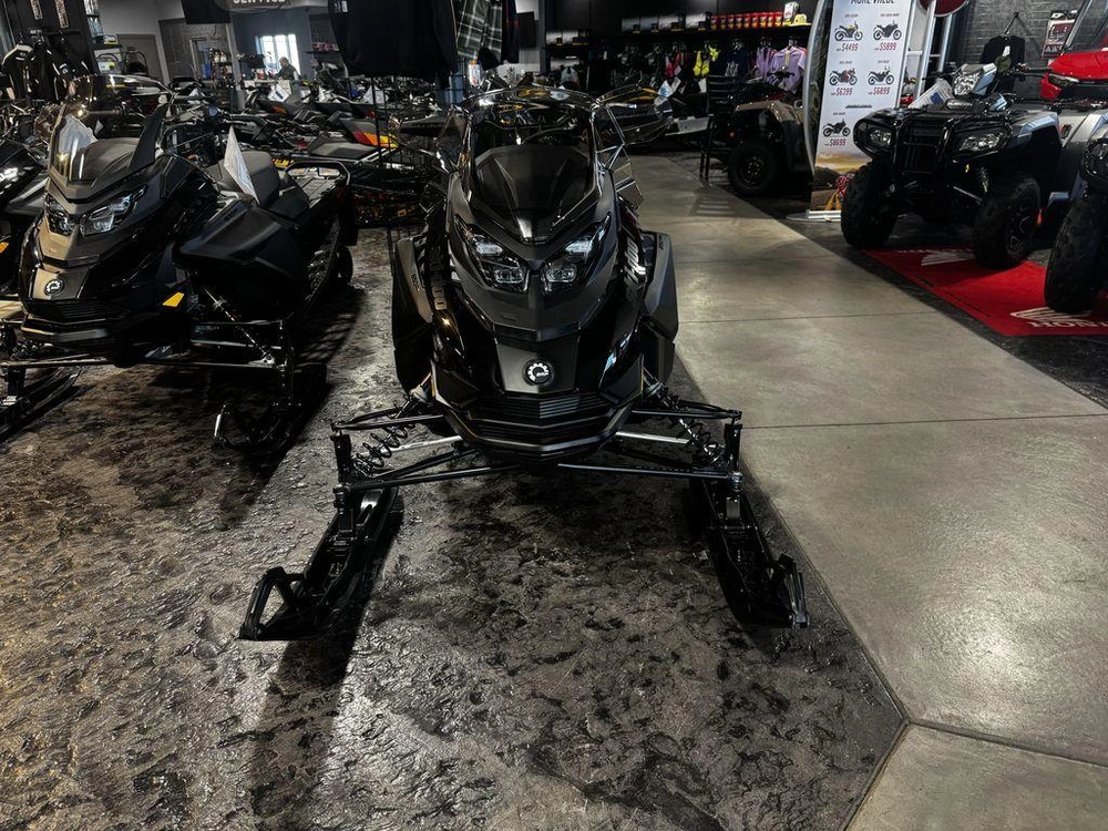 2027 Ski-doo Backcountry Adrenaline 850 E-tec® 146 Es Storm 1.5 S_lev_4.5"_blk