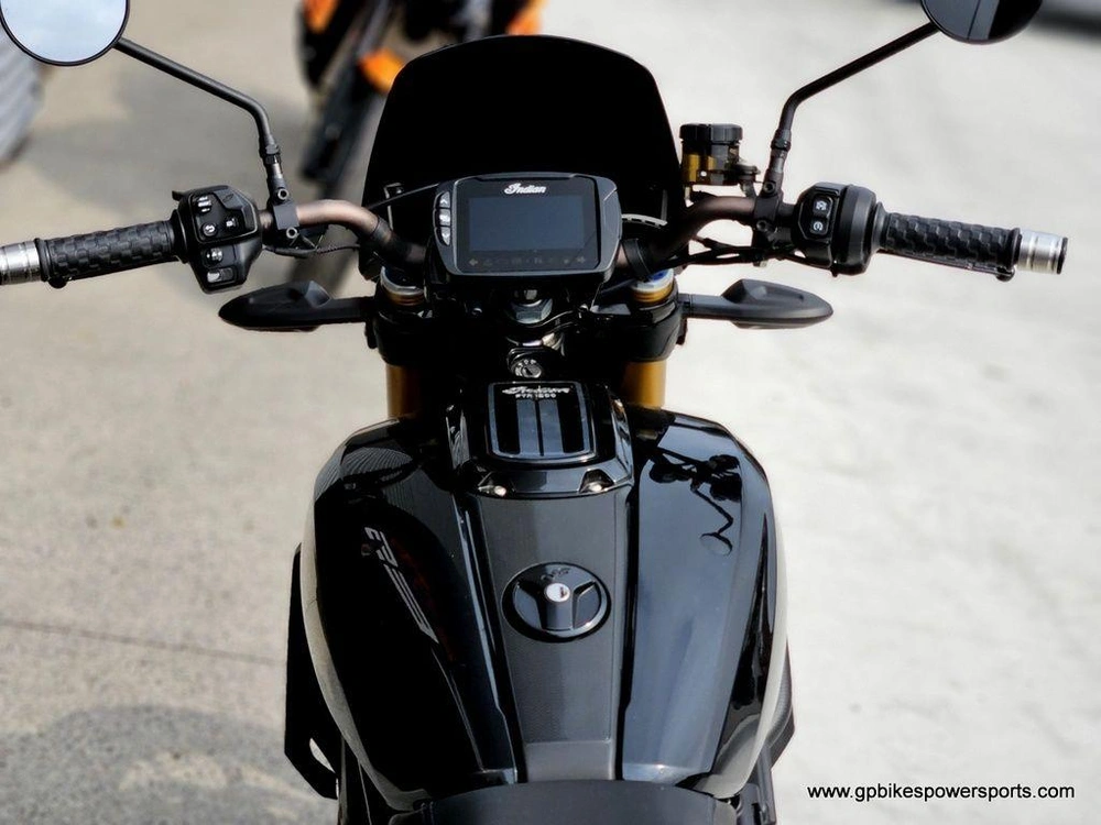 2019 Indian Motorcycle Ftr™ 1200 S Titanium Metallic Over Thunder Black Pearl