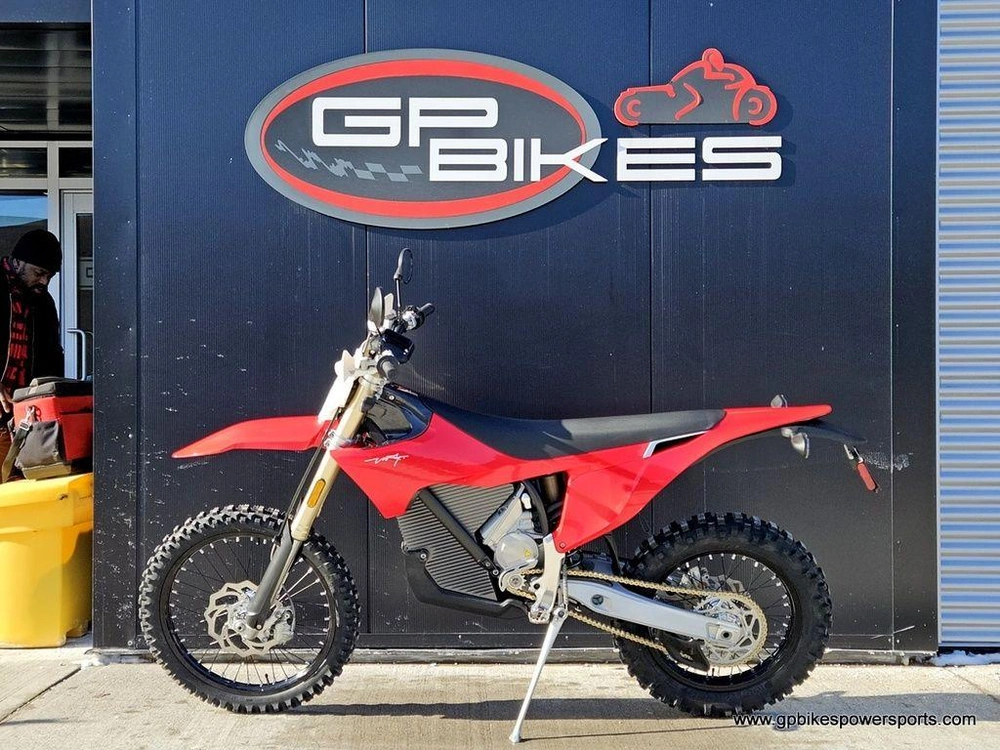 2026 Stark Future Varg Ex Alpha Stark Red