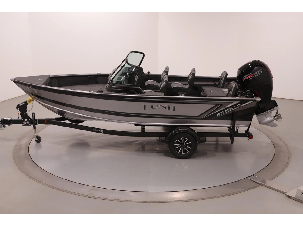 2026 Lund Boat Co 1875 Impact Xs alt