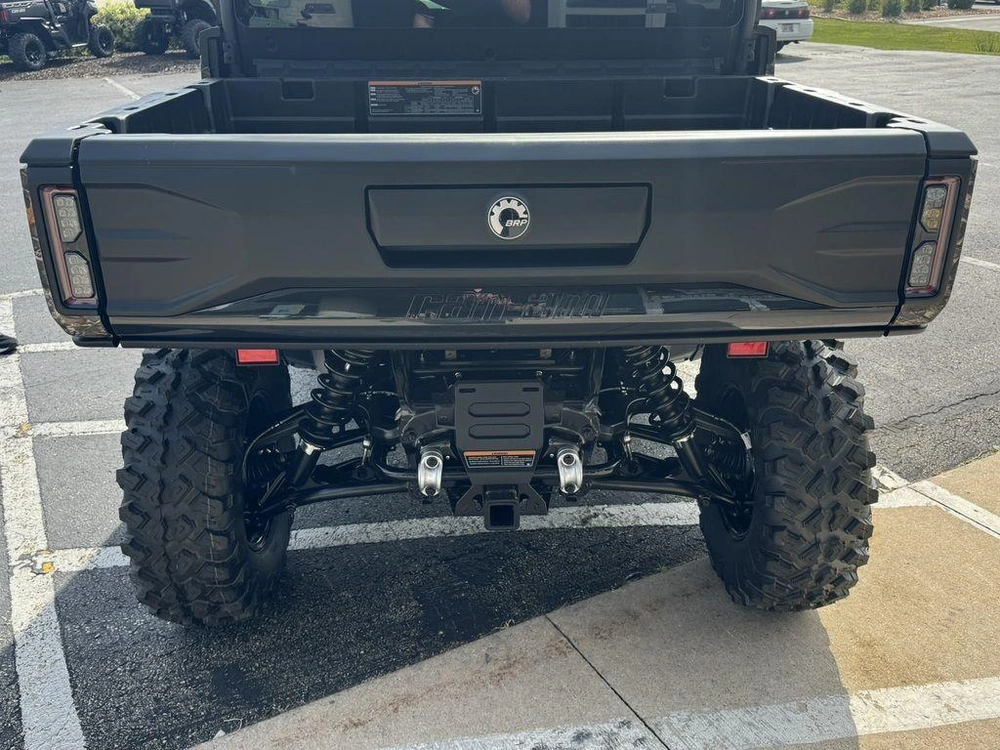 2026 Can-am Defender Limited Hd11 Dark Wildland Camo