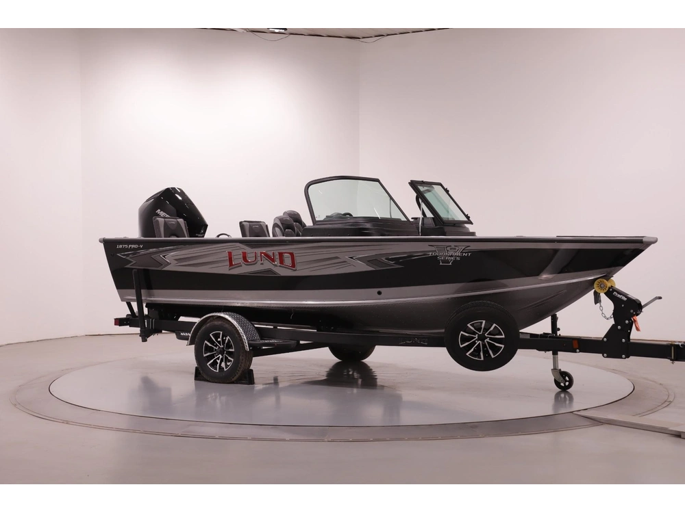 2026 Lund Boat Co 1875 Pro V Sport alt