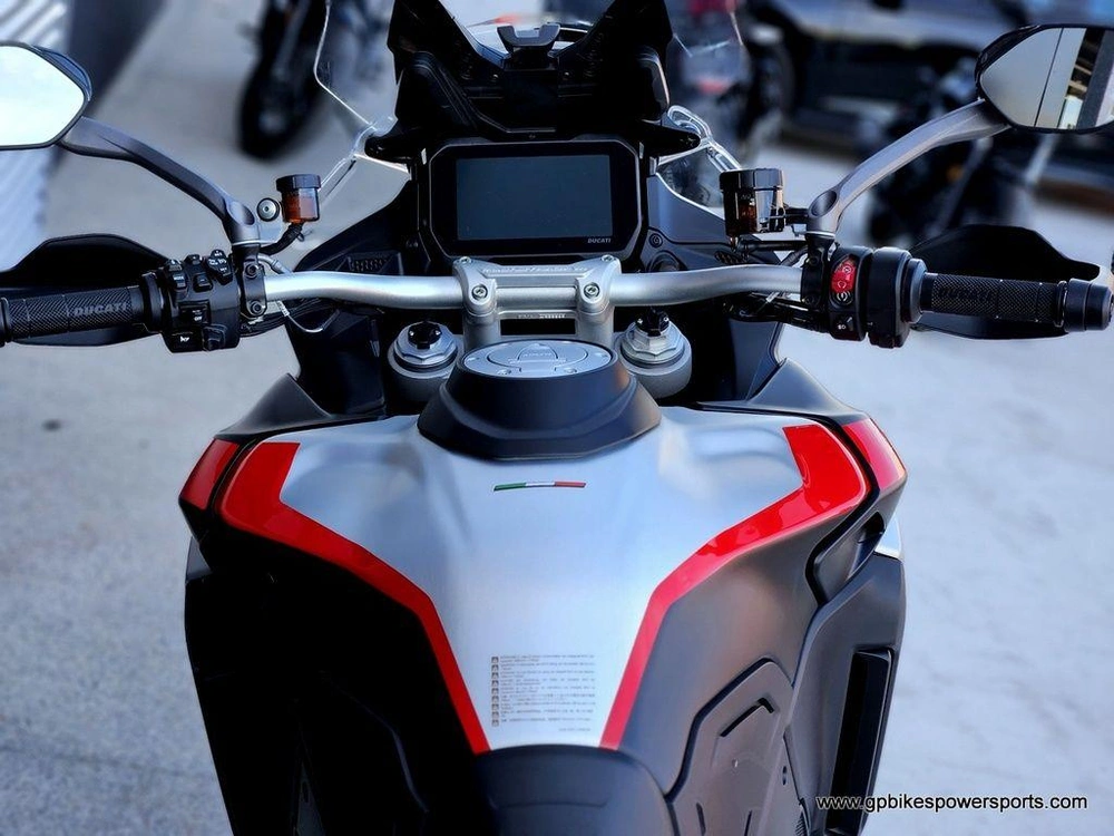 2025 Ducati Multistrada V4 Rally Travel & Radar Spoked Demo