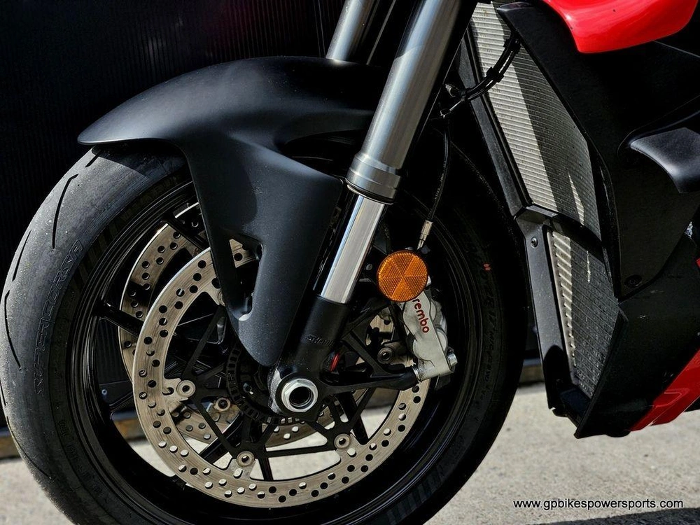 2025 Ducati Streetfighter V4 Ducati Red