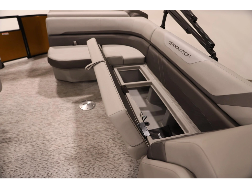 2025 Other 22 Sxlse Cruise Pontoon W/ 90hp Yamaha alt