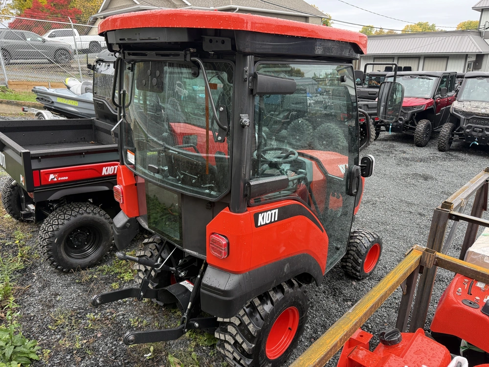 2027 Kioti Cs2530hcb alt