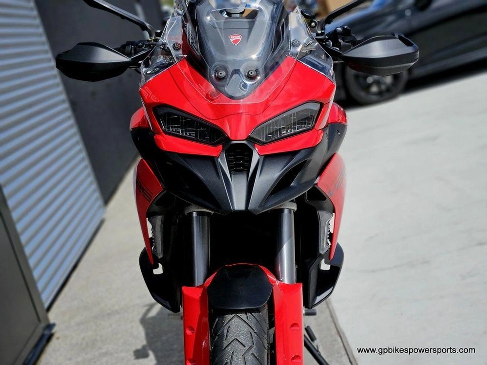 2026 Ducati Multistrada V2 S Red