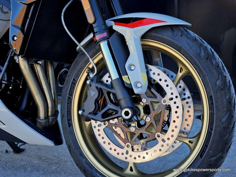 2026 Triumph Trident 800 Ash Grey