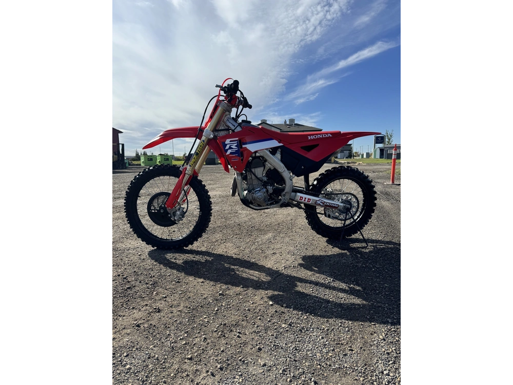 2025 Honda Crf450r, Used 67.5hrs alt