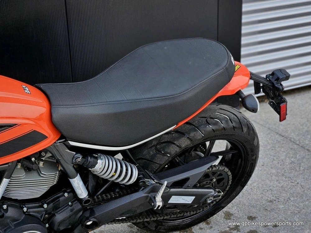 2016 Ducati Scrambler Sixty2 Atomic Tangerine