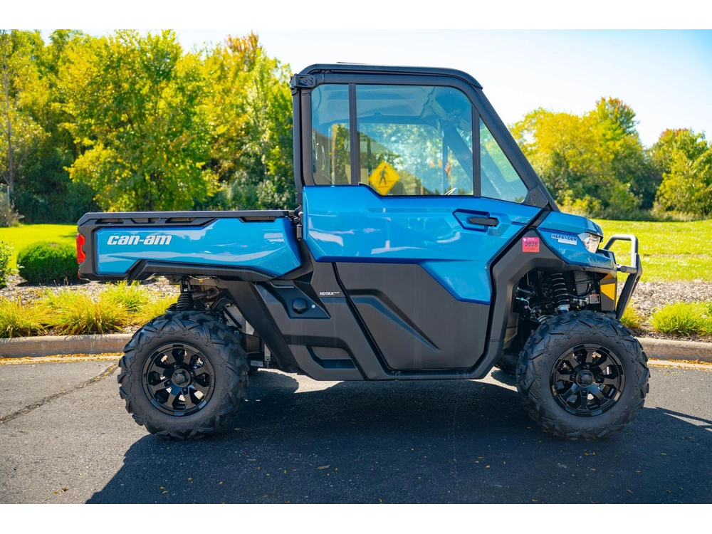2022 Can-am Defender Limited Cab Hd10