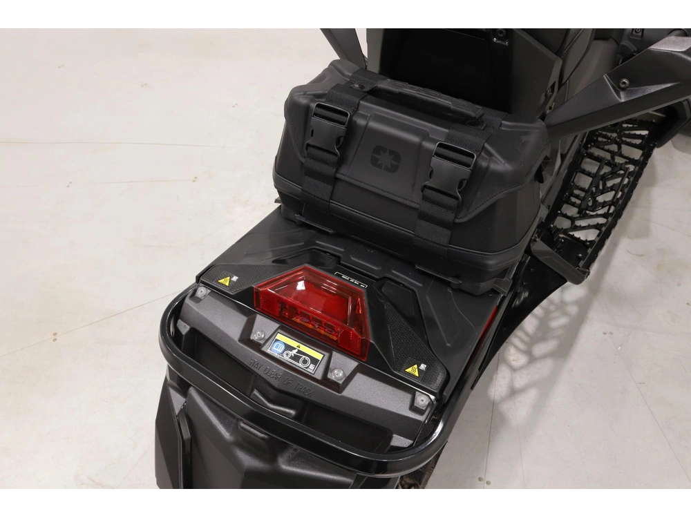 2025 Polaris Prostar S4 Indy Adventure 137 alt