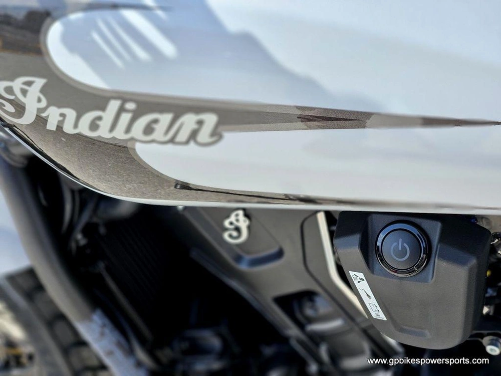 2026 Indian Motorcycle Super Scout® Ghost White Metallic