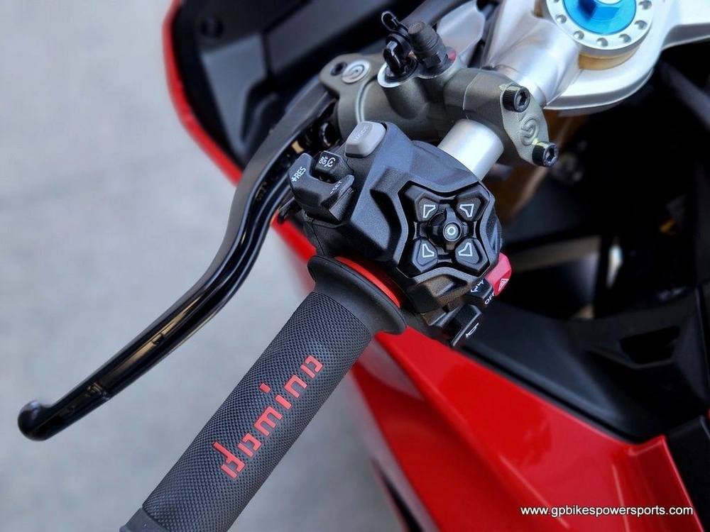 2025 Ducati Panigale V2 S