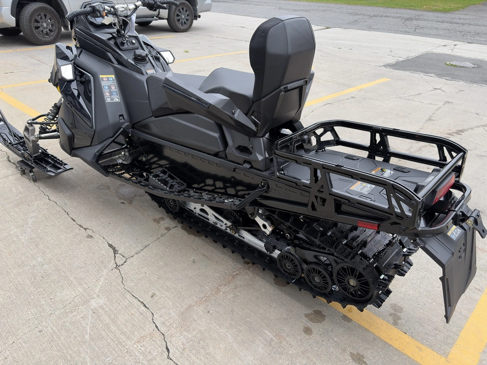 Polaris Prostar S4 Voyageur Adventure Ultimate 2027