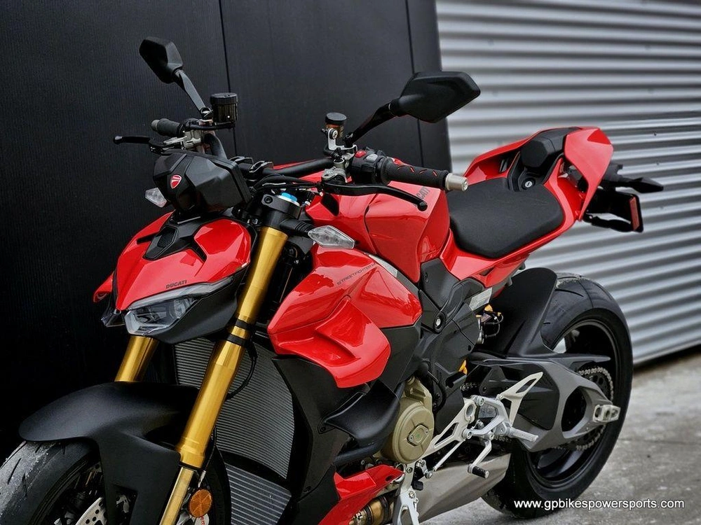 2026 Ducati Streetfighter V4 S