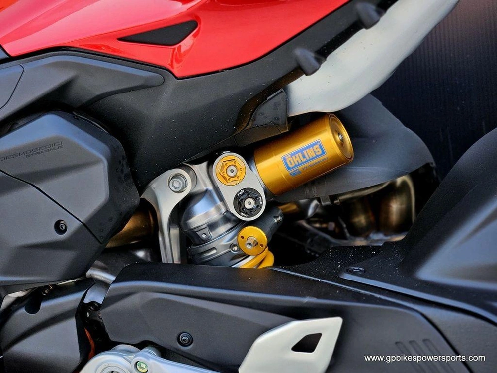 2026 Ducati Panigale V4 R