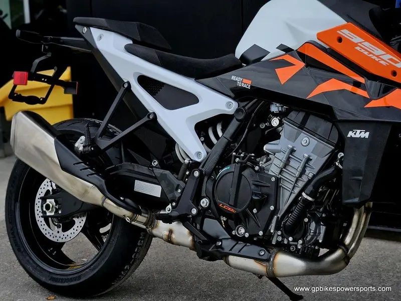 2027 KTM 990 Duke