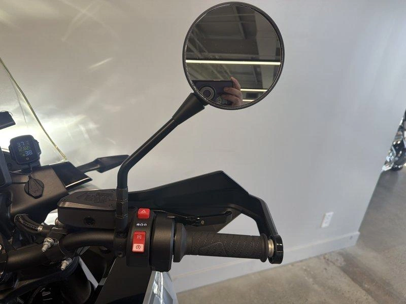 2024 Husqvarna Norden 901 alt