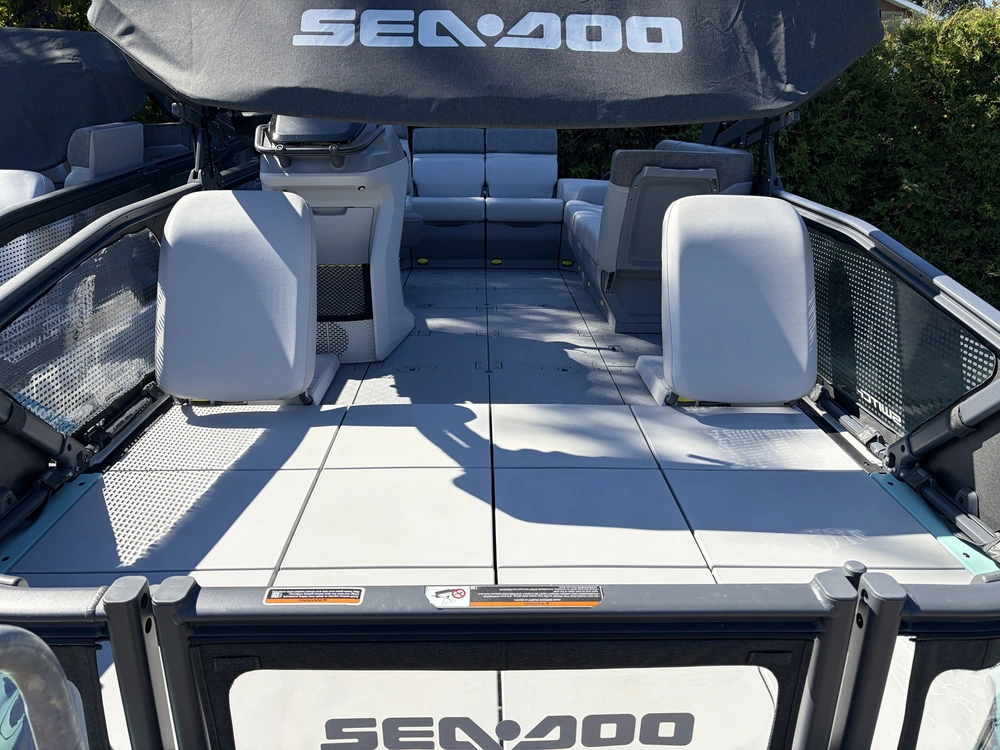 Sea-doo Switch Sport 18' 300hp 2026 alt