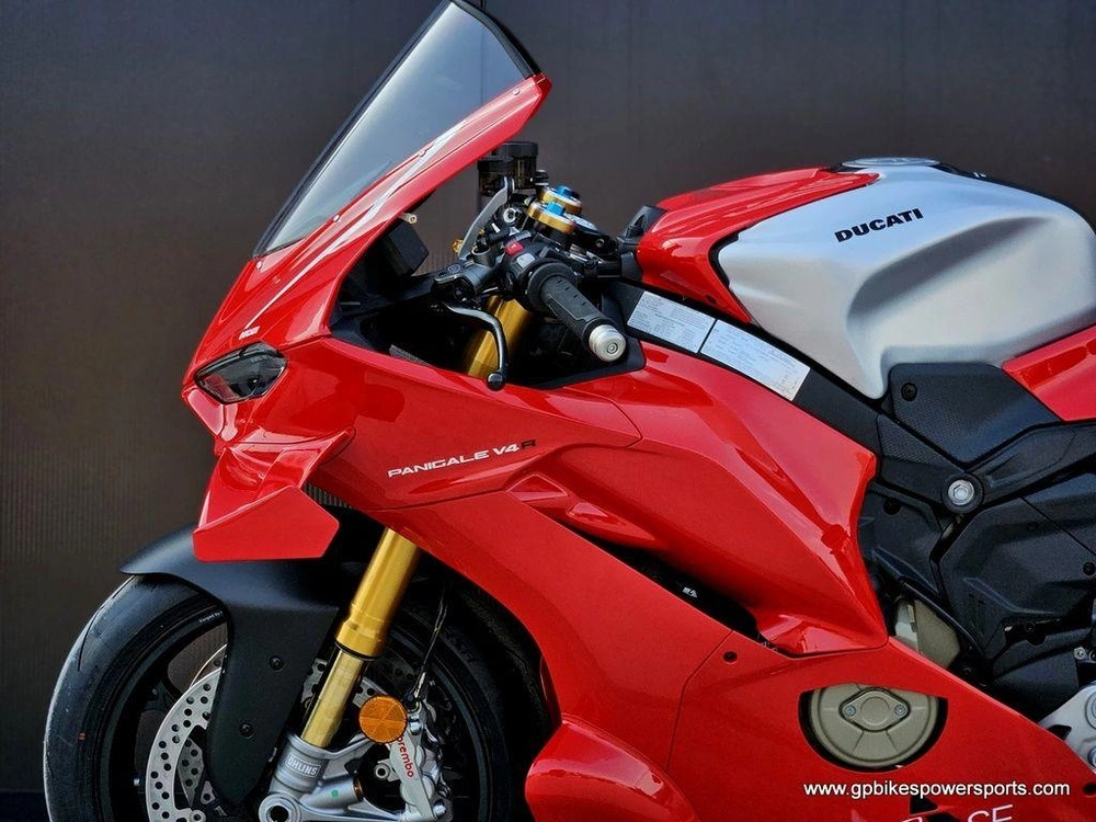 2026 Ducati Panigale V4 R