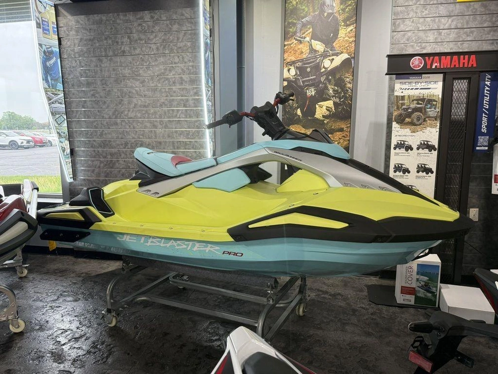 2025 Yamaha Jetblaster Pro 2-up