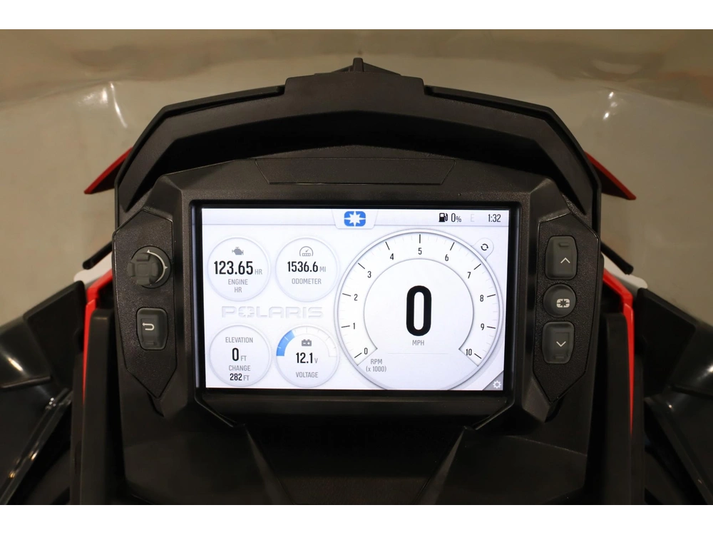 2024 Polaris S4 Voyageur 146 - 7s Touchscreen Gps alt